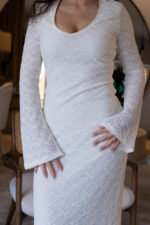 VESTIDO MIDI CRU TEXTURIZADO COM DECOTE EM V PONTO CHIC - Image 6