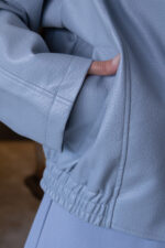 CASACO AZUL EM ECOPELE PONTO CHIC - Image 6