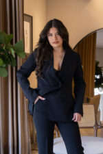 CONJUNTO PRETO DE ALFAIATARIA PONTO CHIC - Image 4