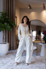 BLUSA DRAPEADA COM FRANZIDOS E ATILHAMENTO FRONTAL PONTO CHIC - Image 2