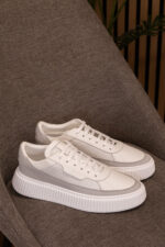 SAPATILHAS BRANCAS E CINZA PERFURADAS ANTONY MORATO - Image 2