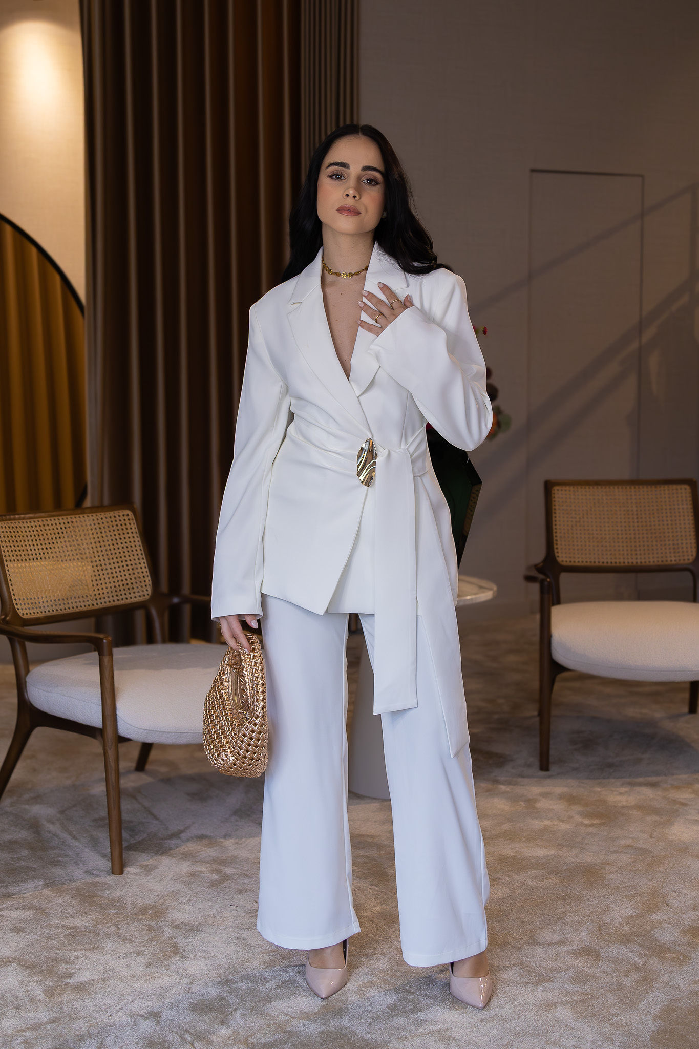 IMG_2400 CONJUNTO BRANCO DE ALFAIATARIA COM LAÇO PONTO CHIC - Image 1