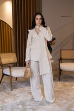 CONJUNTO CREME COM CHOKER PONTO CHIC