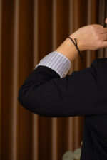 CONJUNTO PRETO BLAZER E CALÇA ALFAIATARIA FLUIDA PONTO CHIC - Image 4