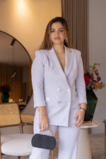 BLAZER CINZA CLARO DE CORTE ELEGANTE IMPERIAL - Image 2