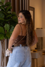 TOP CACAU ACETINADO DE ALÇAS IMPERIAL - Image 4