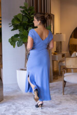 VESTIDO MIDI  AZUL COM DRAPEADO LATERAL IMPERIAL - Image 6