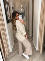 CAMISA ÀS RISCAS BEGE E BRANCO PONTO CHIC - Image 3