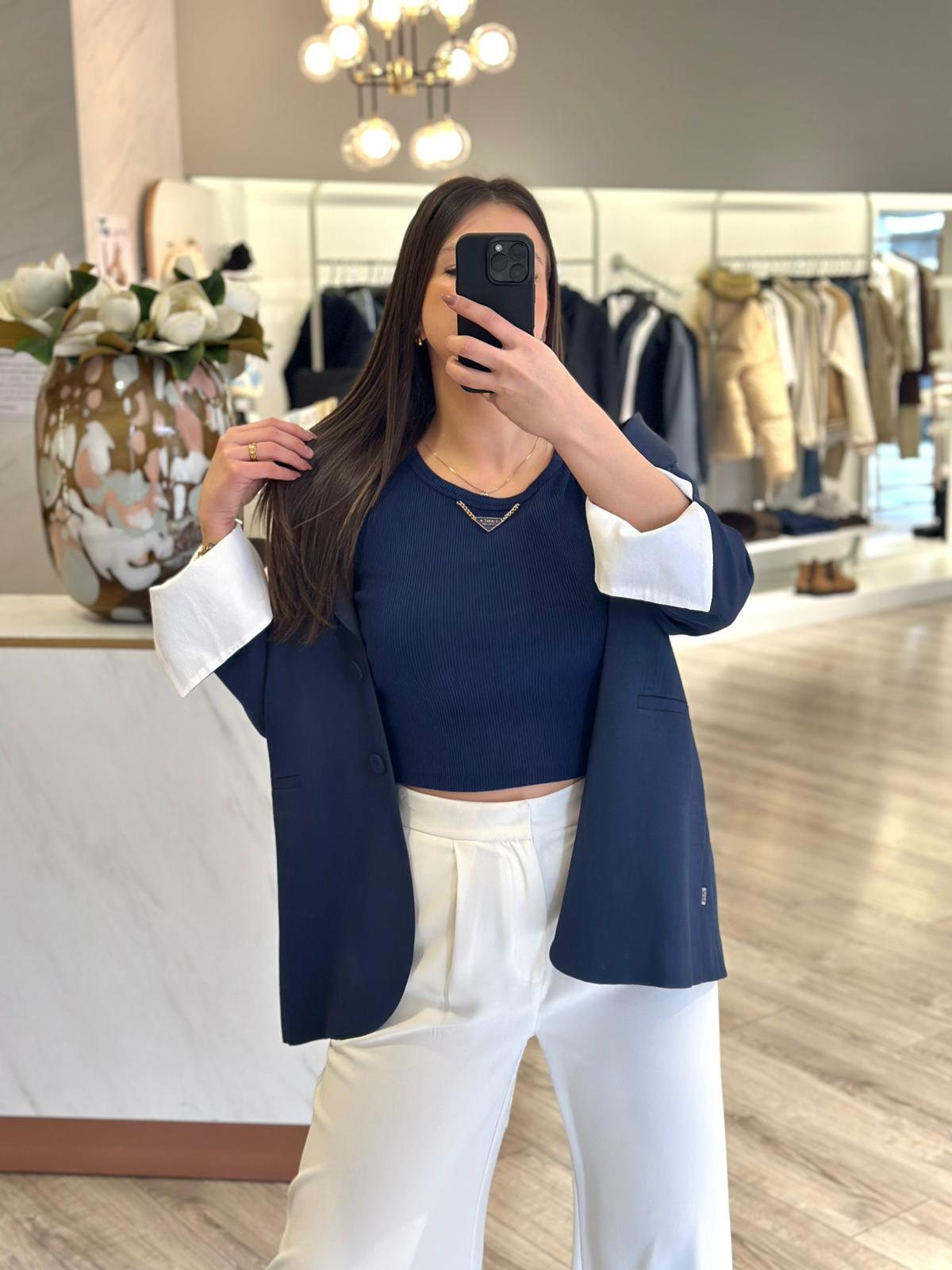 WhatsApp Image 2026-01-22 at 12.56.18 (2) TOP CANELADO AZUL COM APLICAÇÃO DOURADA LANÇA PERFUME - Image 1