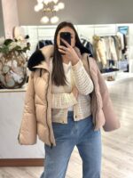 BLUSÃO CAMEL COM PÊLO PRETO FLO&CLO