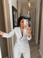 BLAZER CINZA CLARO DE CORTE ELEGANTE IMPERIAL