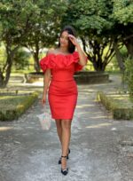 VESTIDO VERMELHO CURTO COM FOLHO VOLUMOSO PONTO CHIC - Image 3