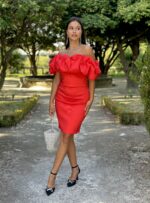 VESTIDO VERMELHO CURTO COM FOLHO VOLUMOSO PONTO CHIC - Image 2