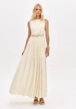 VESTIDO COMPRIDO COM APLICAÇÃO DOURADAS LANÇA PERFUME