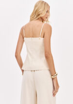 TOP BEGE COM BOTÕES DOURADOS LANÇA PERFUME - Image 4