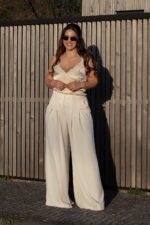 TOP BEGE ACETINADO COM RENDA IMPERIAL - Image 3