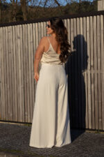 TOP BEGE ACETINADO COM RENDA IMPERIAL - Image 4