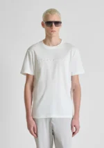T-SHIRT BRANCA COM LOGOTIPO EM RELEVO ANTONY MORATO