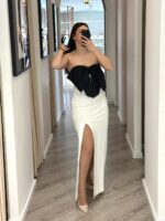 VESTIDO BRANCO COM LAÇO PRETO RINASCIMENTO