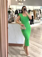 VESTIDO MIDI VERDE COM OMBREIRAS E DECOTE QUADRADO PONTO CHIC - Image 2