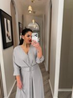 VESTIDO MIDI CINZA COM CINTO ESTRUTURADO IMPERIAL - Image 3