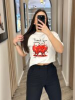 T-SHIRT BRANCA COM ESTAMPADO CORAÇÕES DIXIE - Image 2