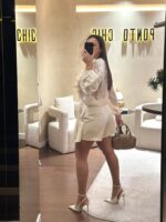 SAIA CALÇÃO BEGE DE ALFAIATARIA COM PREGAS IMPERIAL - Image 4