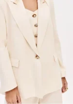 BLAZER CRU COM BOTÃO DOURADO LANÇA PERFUME - Image 3