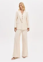 BLAZER CRU COM BOTÃO DOURADO LANÇA PERFUME - Image 4