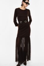 VESTIDO CASTANHO COM DETALHE DE TULE E CINTO IMPERIAL - Image 3