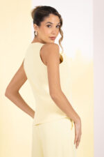 COLETE AMARELO ESTRUTURADO COM BOTÕES FERRACHE - Image 4