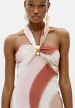 VESTIDO ROSA E CAMEL ACETINADO COM DETALHE DOURADO LANÇA PERFUME - Image 4