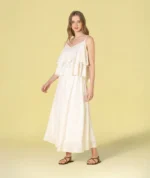 TOP CRU COM BORDADO INGLÊS E FOLHOS RUGA - Image 3