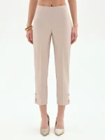 CALÇA DE ALFAIATARIA BEGE COM BOTÕES NO PUNHO RINASCIMENTO - Image 3