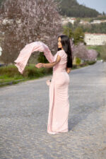 VESTIDO ROSA DRAPEADO COM DETALHE METÁLICO PONTO CHIC - Image 4