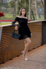 MALA PRETA COM PREGAS E ALÇA REDONDA PONTOCHIC - Image 2