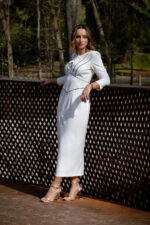 VESTIDO BRANCO COM VIVOS EM CONTRASTANTE PONTO CHIC - Image 3