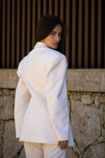 BLAZER CRU COM BOTÕES FORRADOS E CINTO COM FIVELA IMPERIAL - Image 4