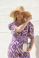 MACACÃO ESTAMPADO ROXO COM CINTO PONTO CHIC - Image 2