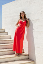 VESTIDO LONGO VERMELHO DE CETIM RINASCIMENTO