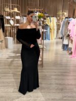 VESTIDO COMPRIDO PRETO EM RENDA COM DRAPEADO PONTO CHIC - Image 2