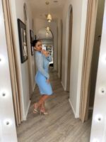 VESTIDO AZUL COM APLICAÇÕES BRILHANTES PONTO CHIC - Image 3