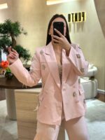 BLAZER ROSA COM APLICAÇÕES BRILHANTES PONTO CHIC - Image 2