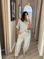 CONJUNTO CINZA COM SWEAT E CALÇA COM FAIXA LATERAL PONTO CHIC - Image 2