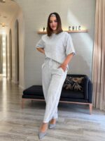 CONJUNTO CINZA COM SWEAT E CALÇA COM FAIXA LATERAL PONTO CHIC - Image 7