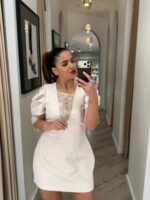 VESTIDO BEGE COM RENDA E MANGAS DRAPEADAS IMPERIAL