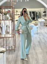 CONJUNTO VERDE ÁGUA COM BLAZER E CALÇA PONTO CHIC