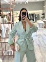 CONJUNTO VERDE ÁGUA COM BLAZER E CALÇA PONTO CHIC - Image 2