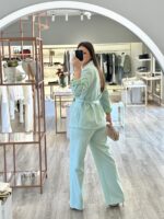 CONJUNTO VERDE ÁGUA COM BLAZER E CALÇA PONTO CHIC - Image 3