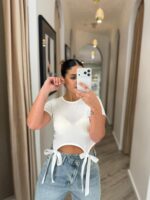 T-SHIRT BRANCA COM RECORTE E ATILHO FRONTAL IMPERIAL